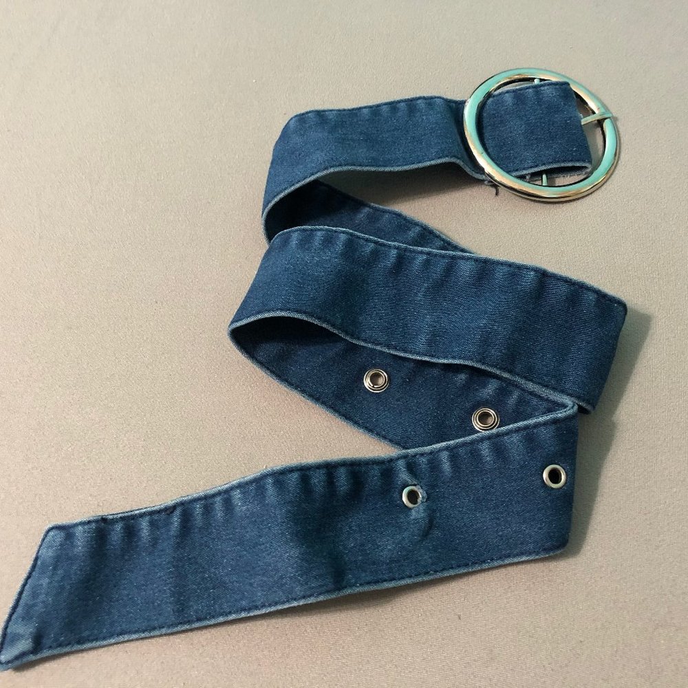 Jean Belt with Circle buckle